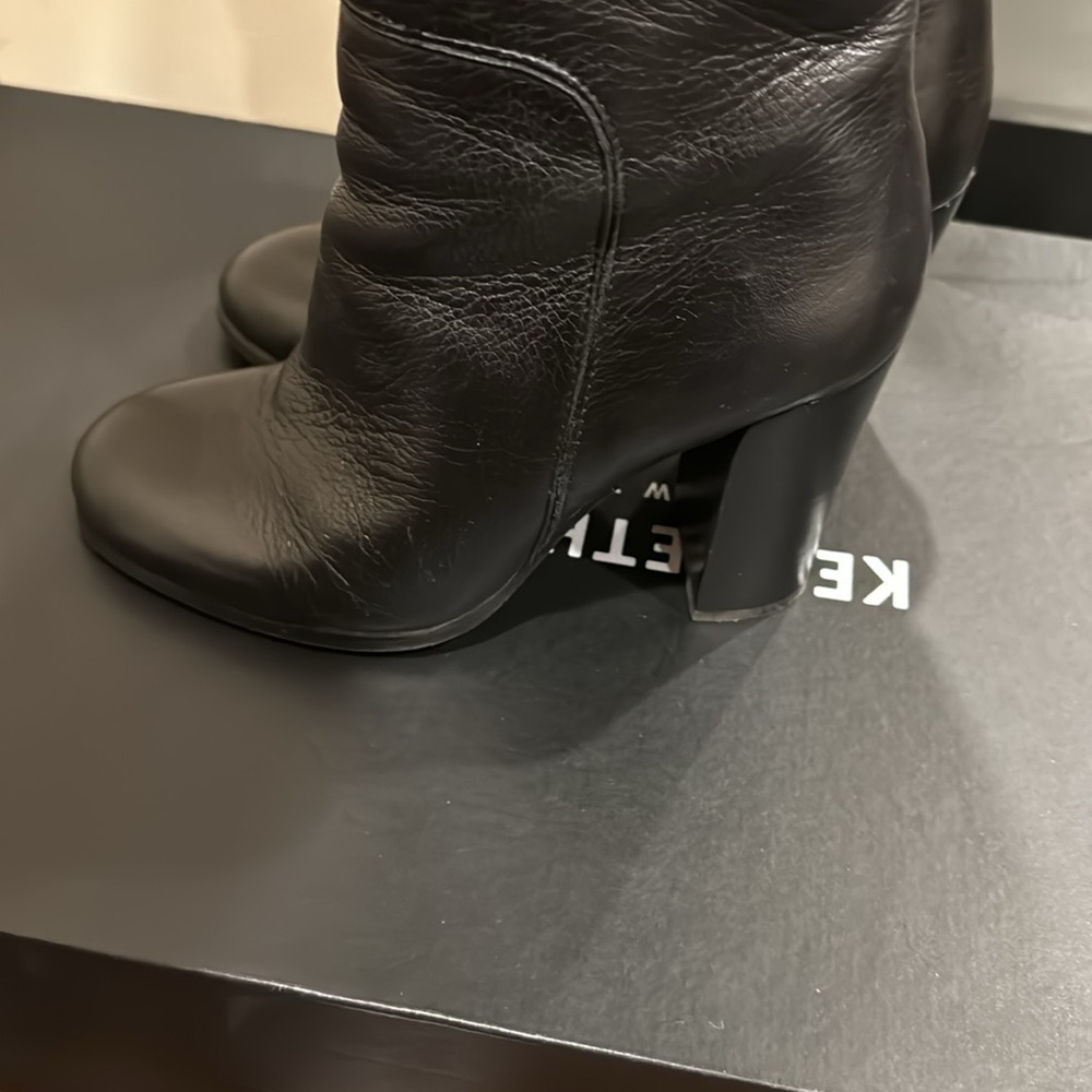 Kenneth Cole knee high heeled boots - Picture 3 of 6